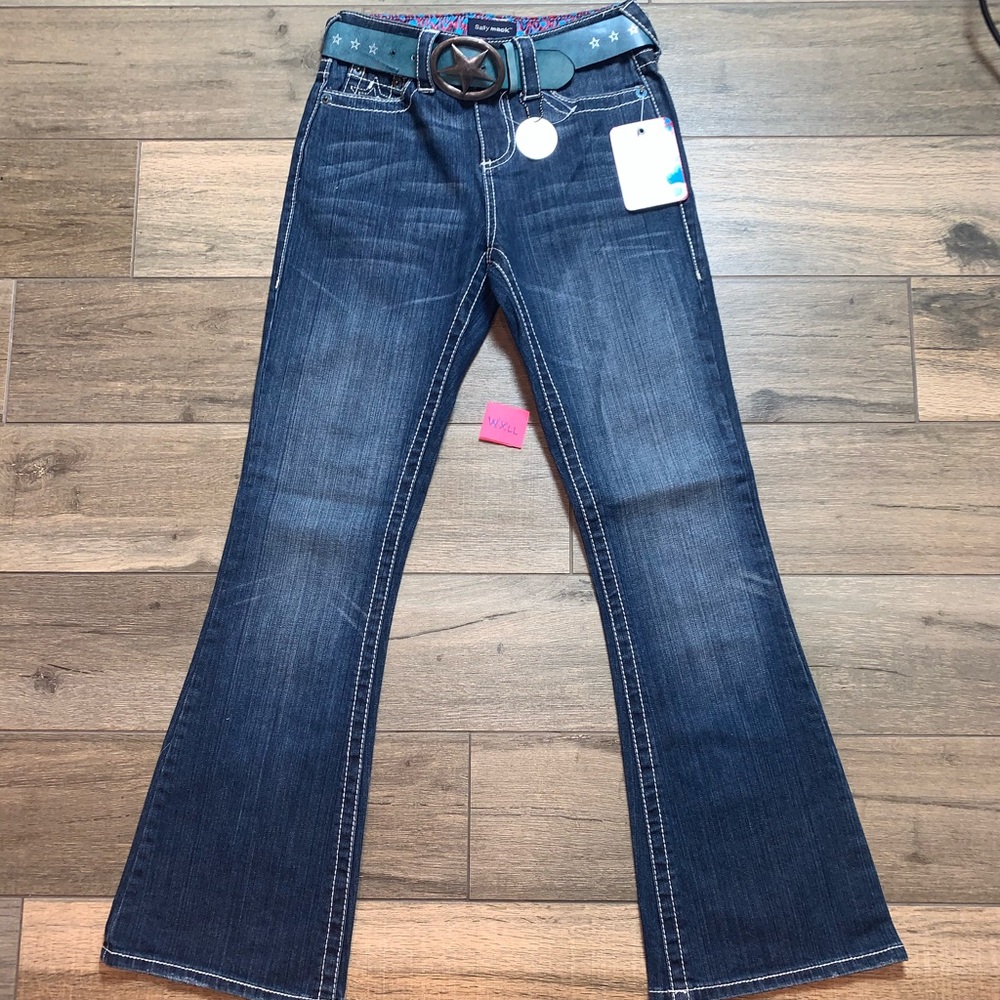 Sally Mack Denim Jeans w/ Belt NWT